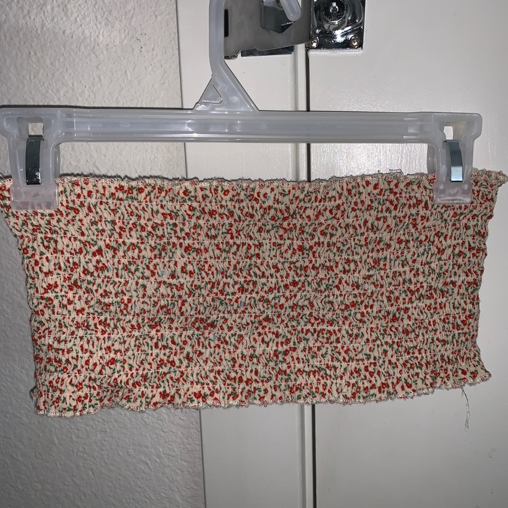 brandy melville super short crop